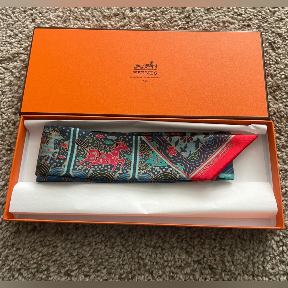 Hermes Neck Scarf